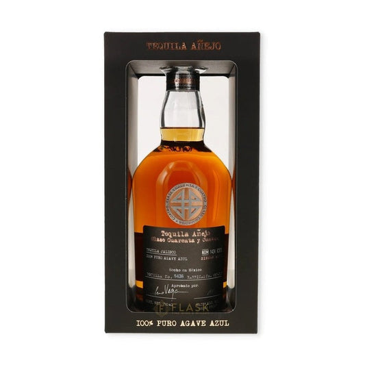 Clase Cuarenta y Cuatro Single Batch Añejo Tequila