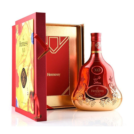 Hennessy 'Zhang Enli' Chinese Lunar New Year 2022 X.O Cognac Limited Edition